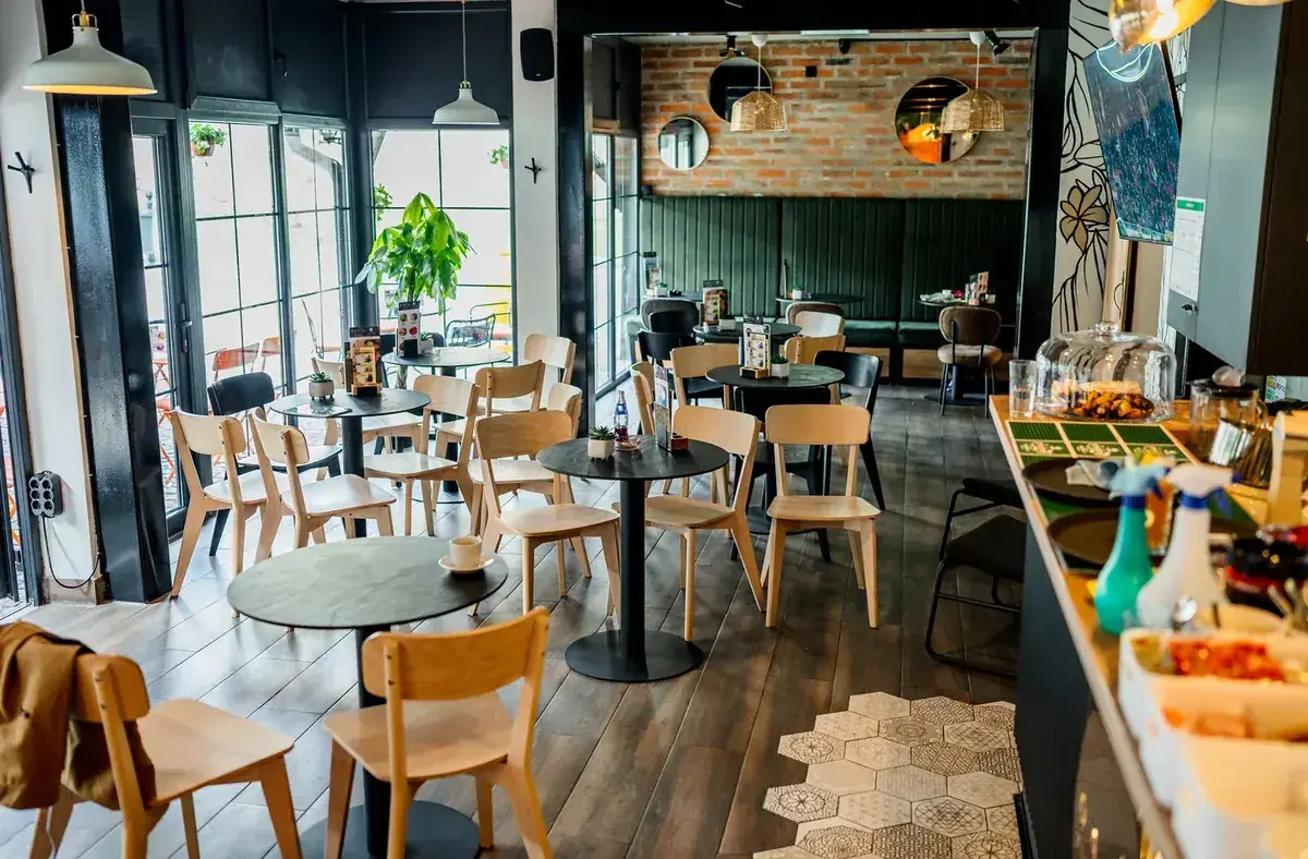 Cafes for Sale Near You: How to Buy a Coffee Shop